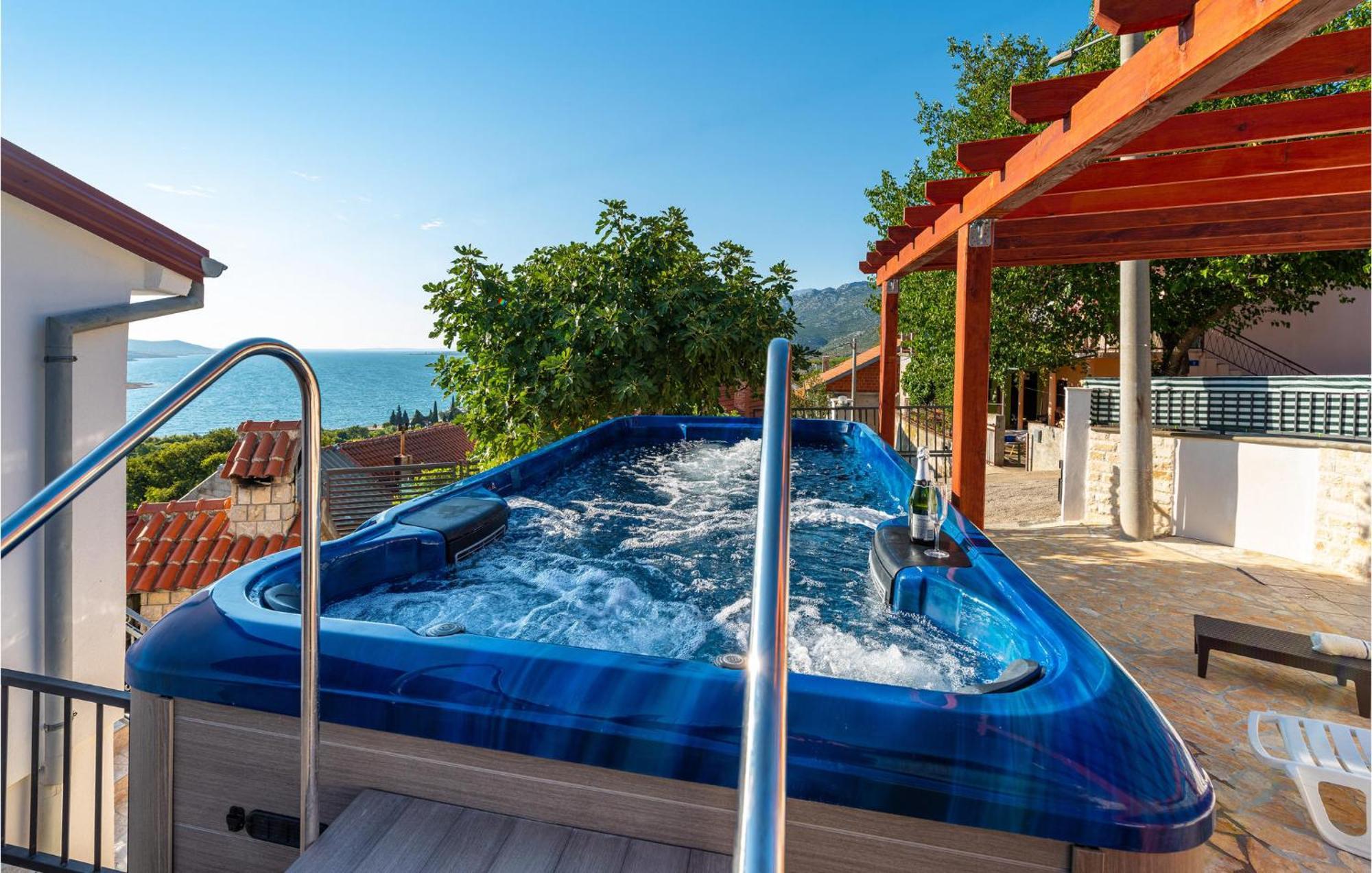 Beautiful Home In Rovanjska With Wifi מראה חיצוני תמונה