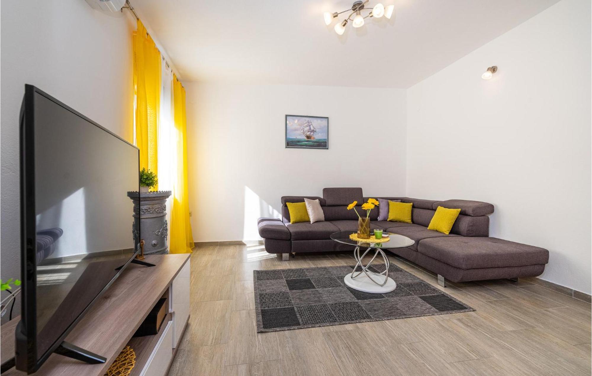 Beautiful Home In Rovanjska With Wifi מראה חיצוני תמונה