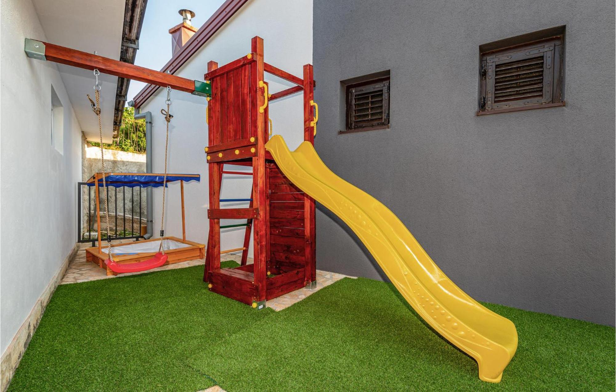 Beautiful Home In Rovanjska With Wifi מראה חיצוני תמונה